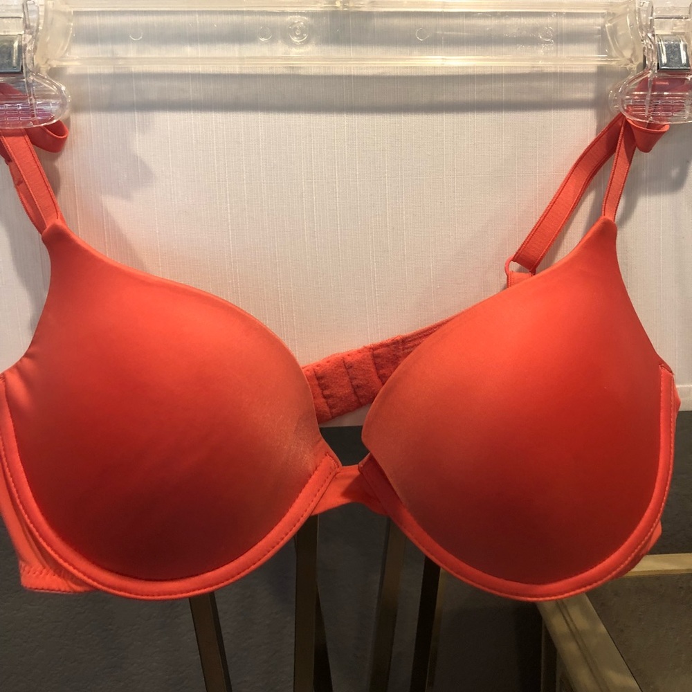 Bra - Picture 2 of 3